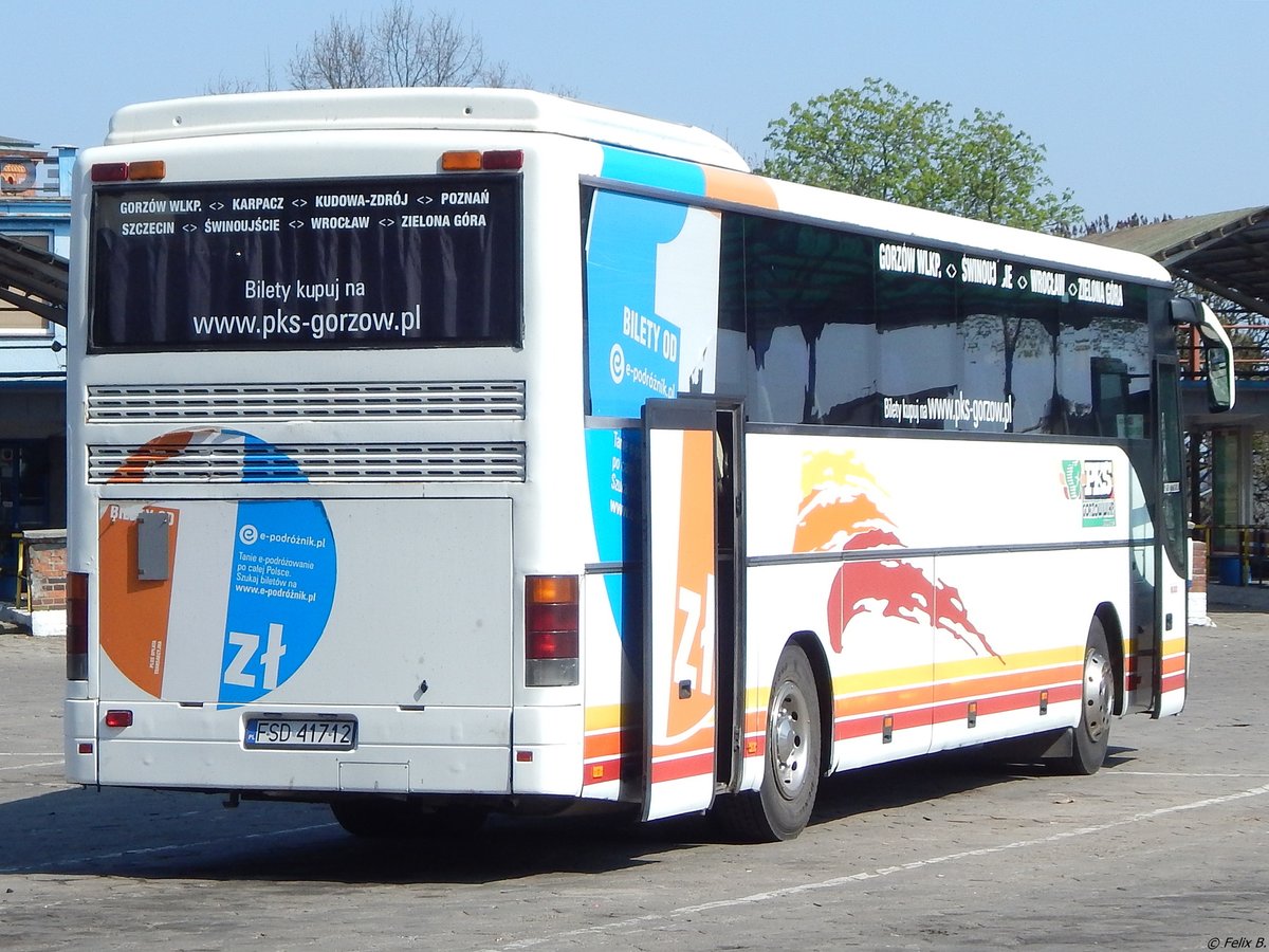 Setra 315 GT-HD von PKS Gorzów Wlkp aus Polen in Stettin am 18.04.2018