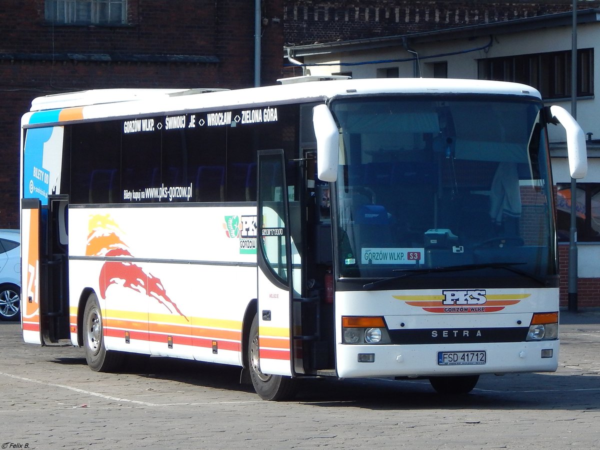 Setra 315 GT-HD von PKS Gorzów Wlkp aus Polen in Stettin am 18.04.2018