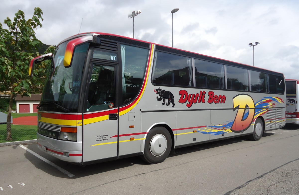 Setra 315 HD n 30, Dysli, La Neuveville 17.09.2013
. Vhicule quip pour le transport de personne  mobilit rduite