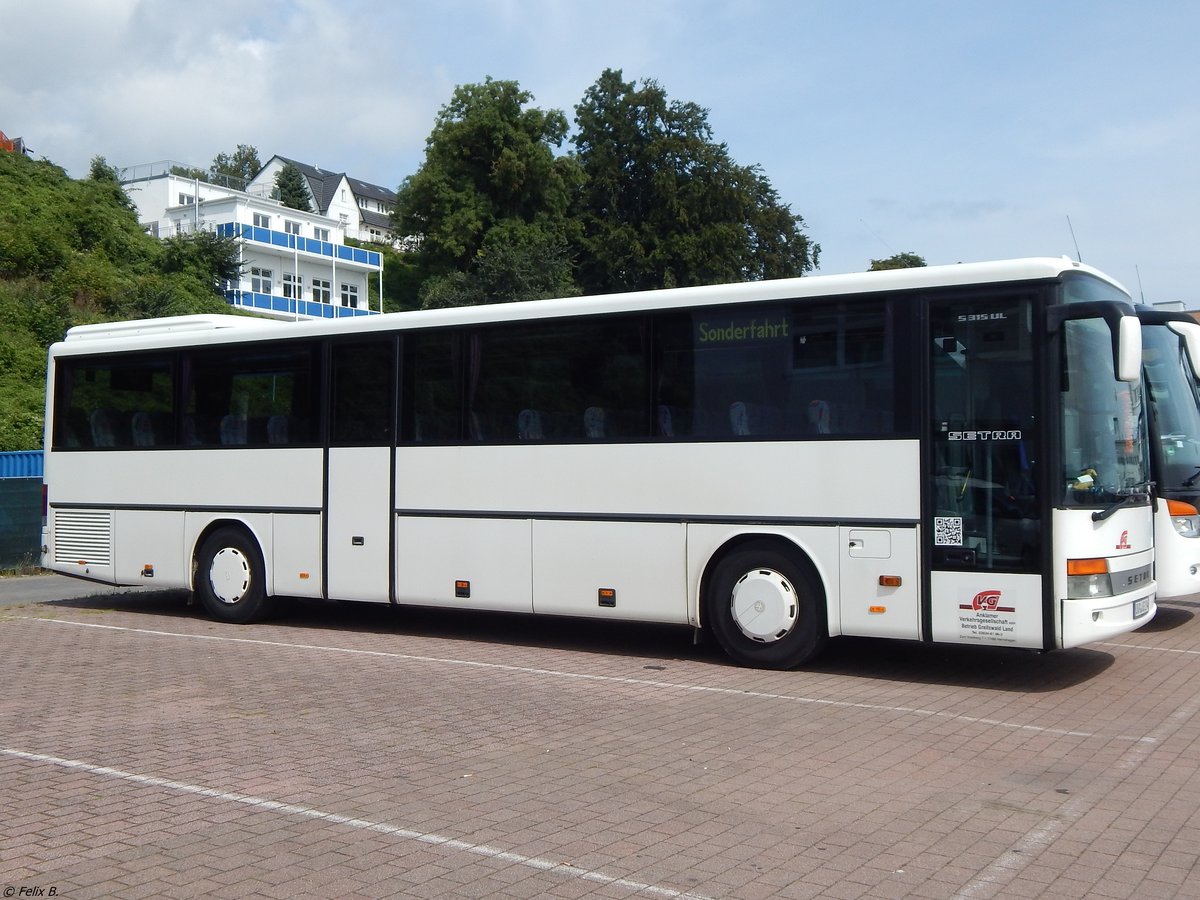 Setra 315 UL der Anklamer Verkehrsgesellschaft im Stadthafen Sassnitz am 26.08.2017