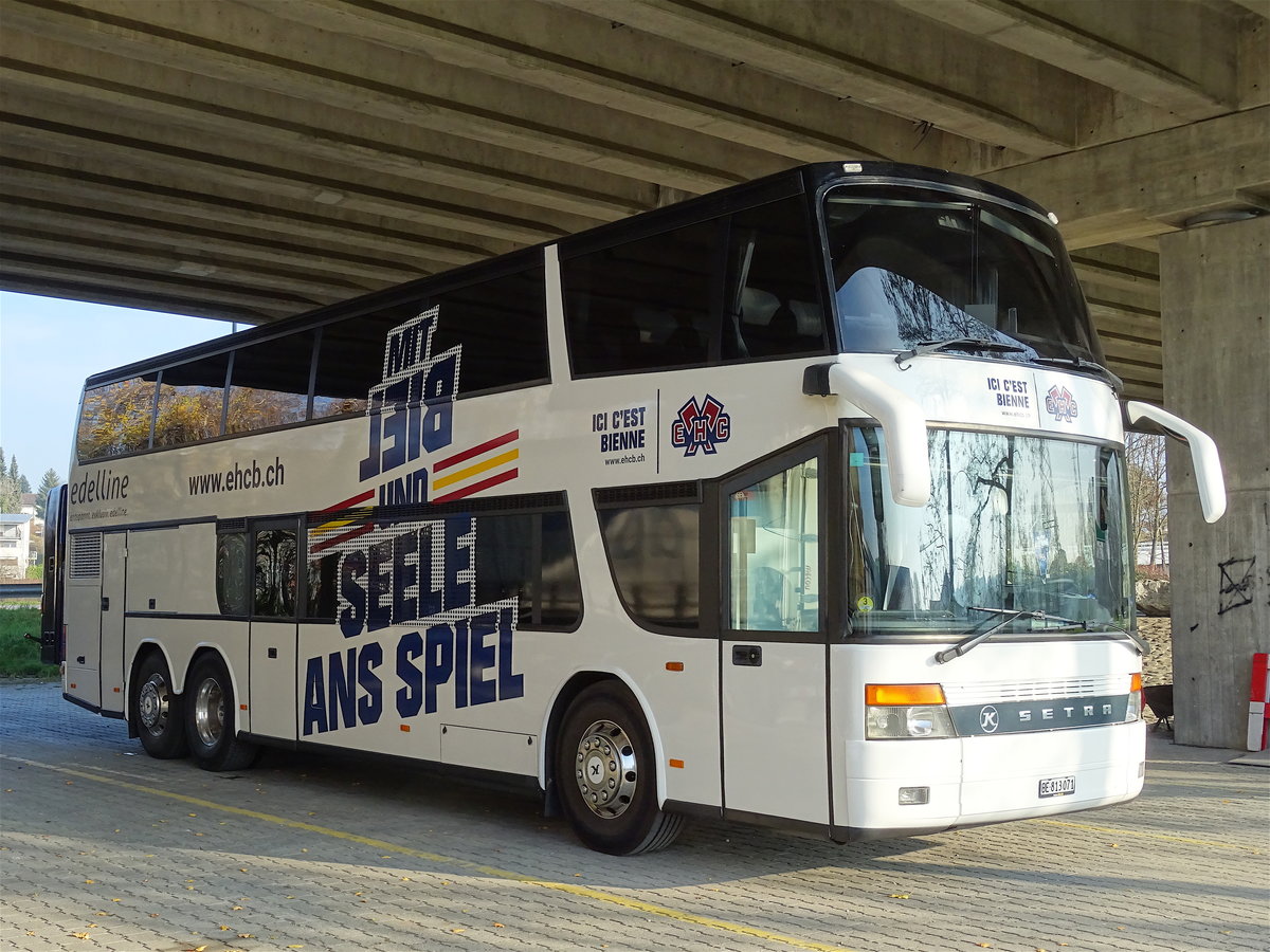 Setra 328 DT Edelline, Kerzers. 

Plus de photos sur : https://www.facebook.com/AutocarsenSuisse/ 