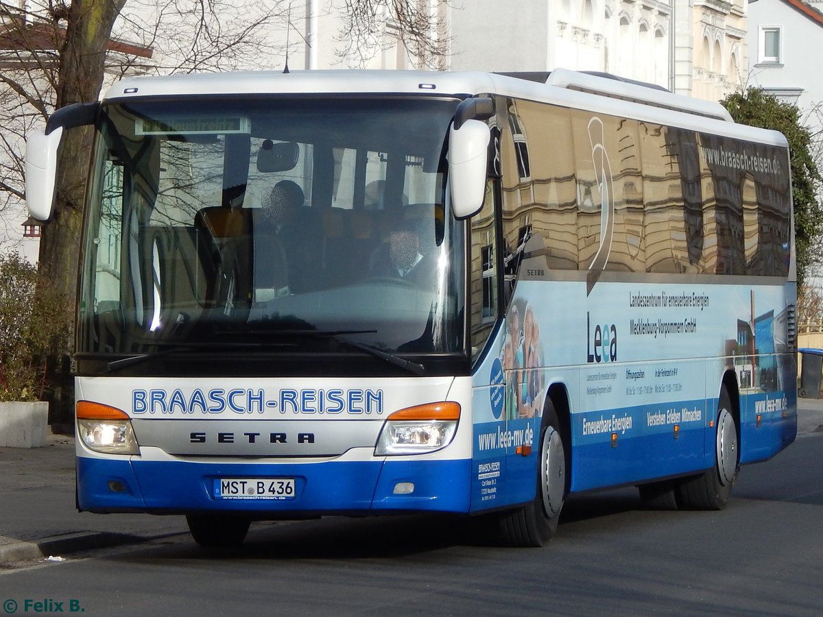 Setra 415 GT von Braasch Reisen aus Deutschland in Neubrandenburg am 23.02.2017