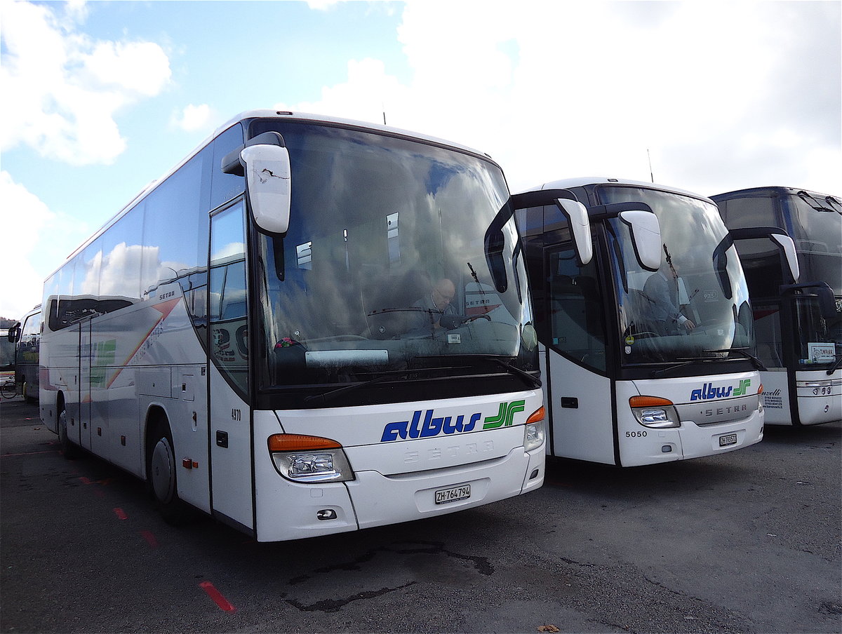 Setra 415 GT HD 4970 et 5050 Alltur, Berne.  

Plus de photos sur : https://www.facebook.com/AutocarsenSuisse/ 