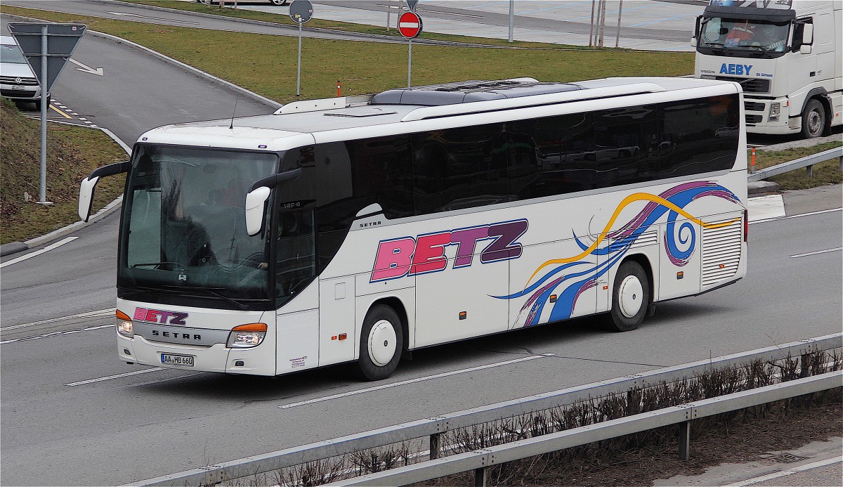 Setra 415 GT HD Betz, près de Berne mars 2016