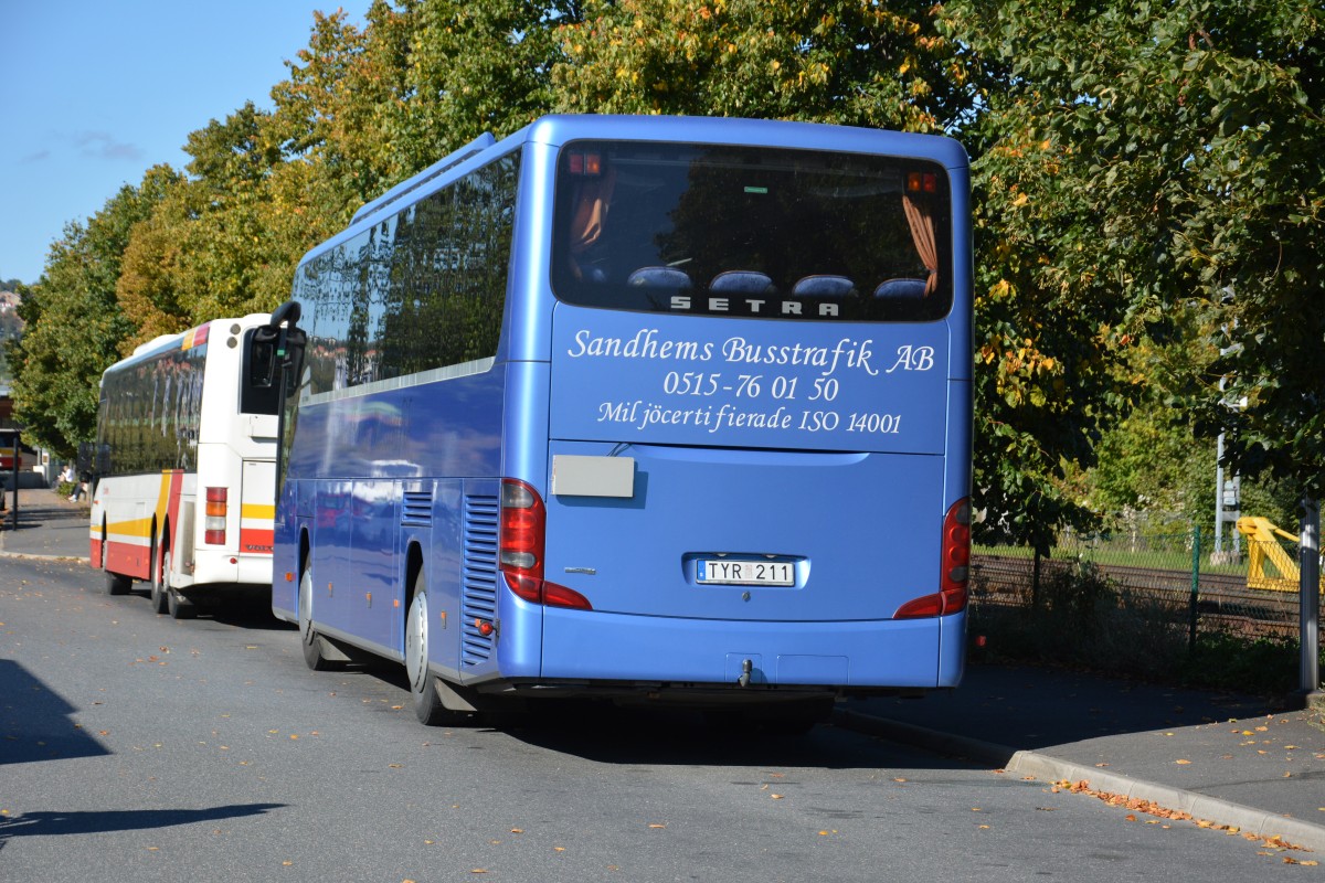 Setra 415 GT-HD mit dem Kennzeichen TYR 211 abgestellt am 15.09.2014 Jönköping Bahnhof.