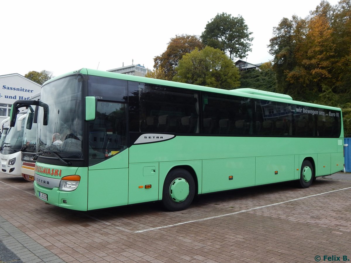 Setra 415 H von Gorzelniaski aus Deutschland im Stadthafen Sassnitz am 22.10.2016