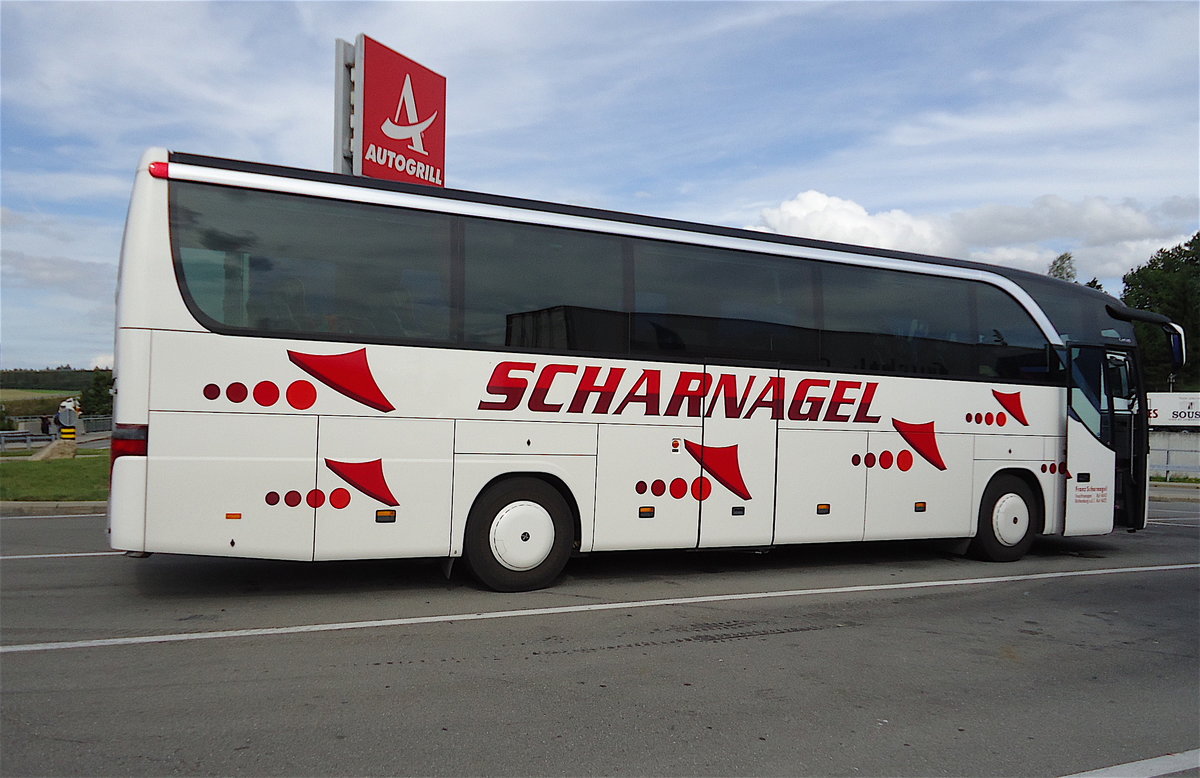 Setra 415 HD Scharnagel, aire de repos de Bavois, août 2012 

Plus de photos sur : https://www.facebook.com/AutocarsenSuisse/ 