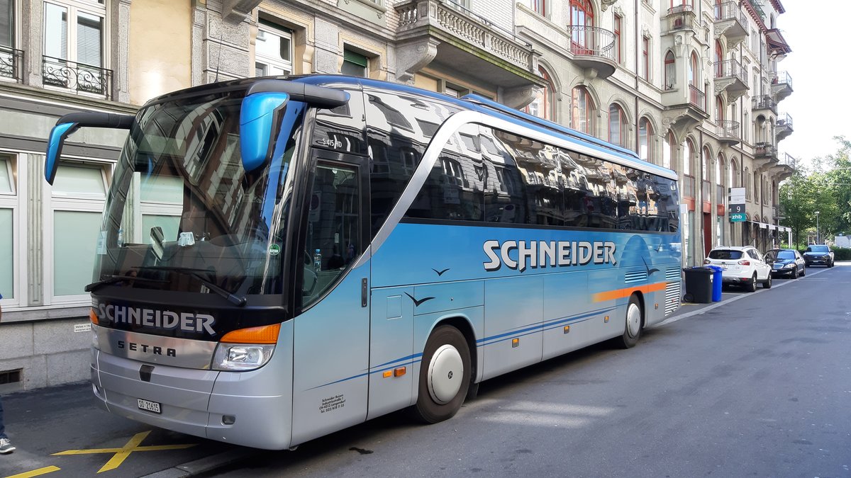 Setra 415 HD (SO 21615) in Luzern, Schneider Reisen und Transport AG, Langendorf, Aufgenommen am 15. September 2019