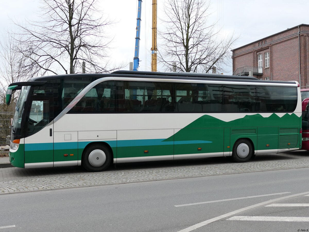 Setra 415 HD von Vilnesa (ex Team Tour/NOR) aus Litauen in Neubrandenburg am 09.03.2020