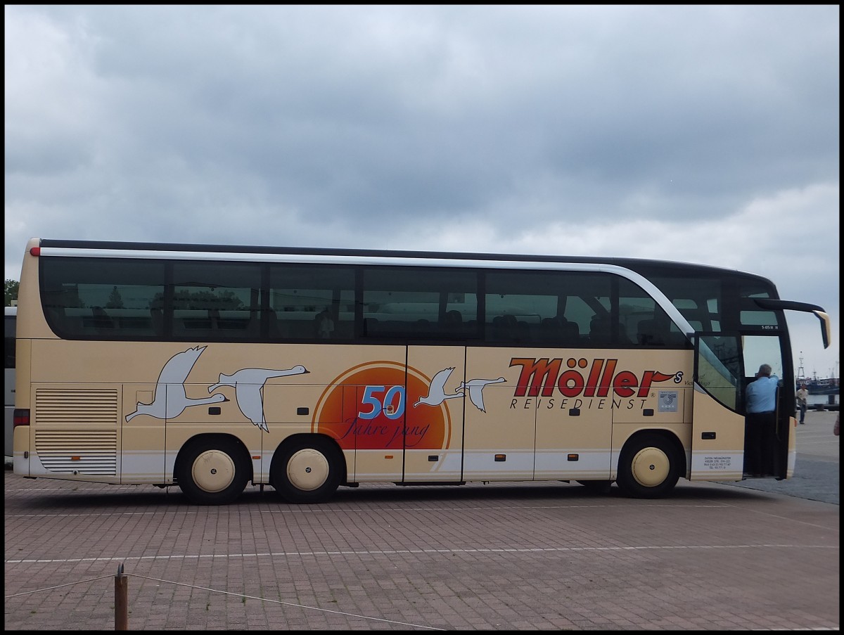 Setra 415 HDH von Mller Reisedienst aus Deutschland im Stadthafen Sassnitz am 09.06.2013