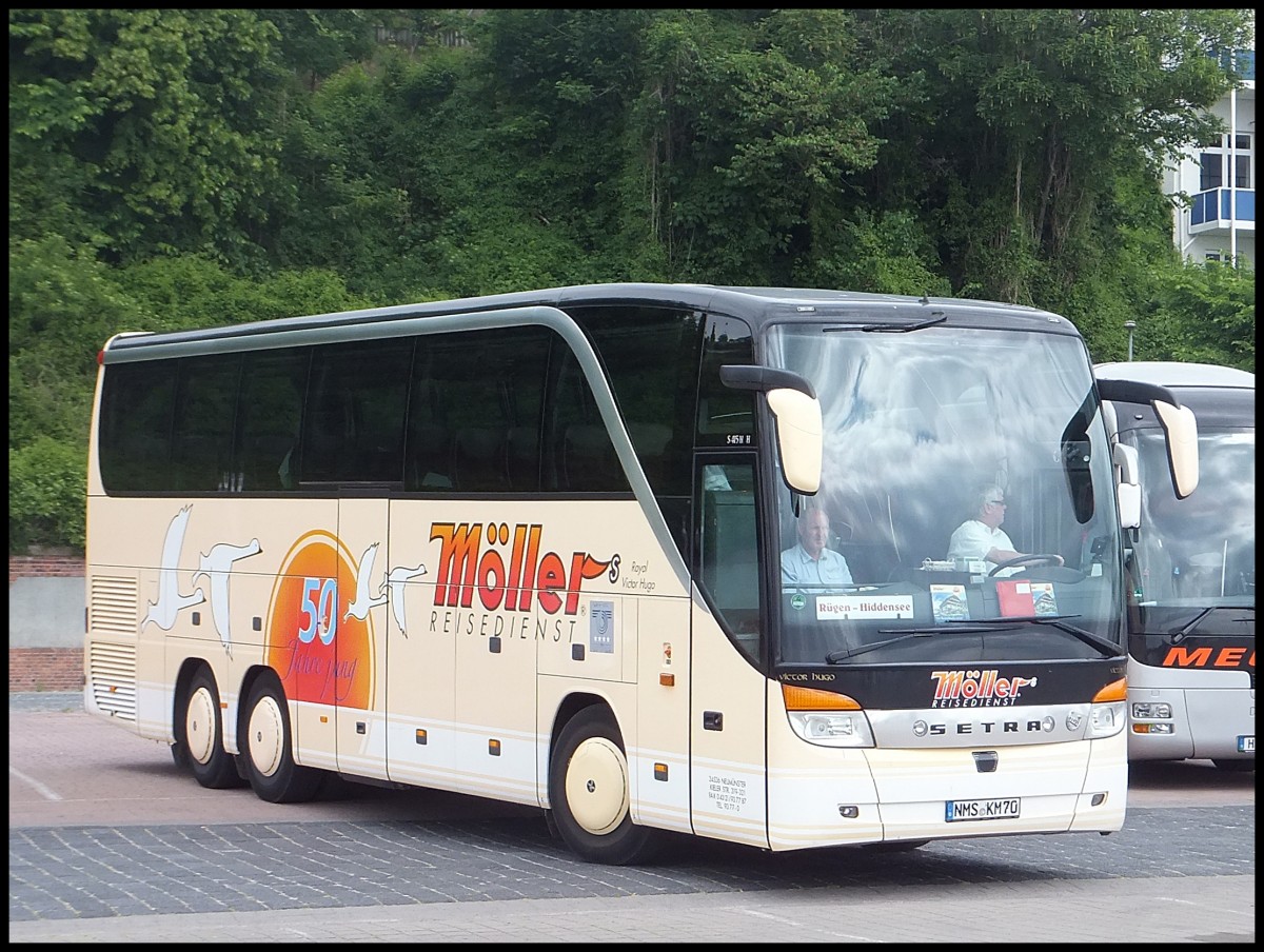 Setra 415 HDH von Mller Reisedienst aus Deutschland im Stadthafen Sassnitz am 09.06.2013