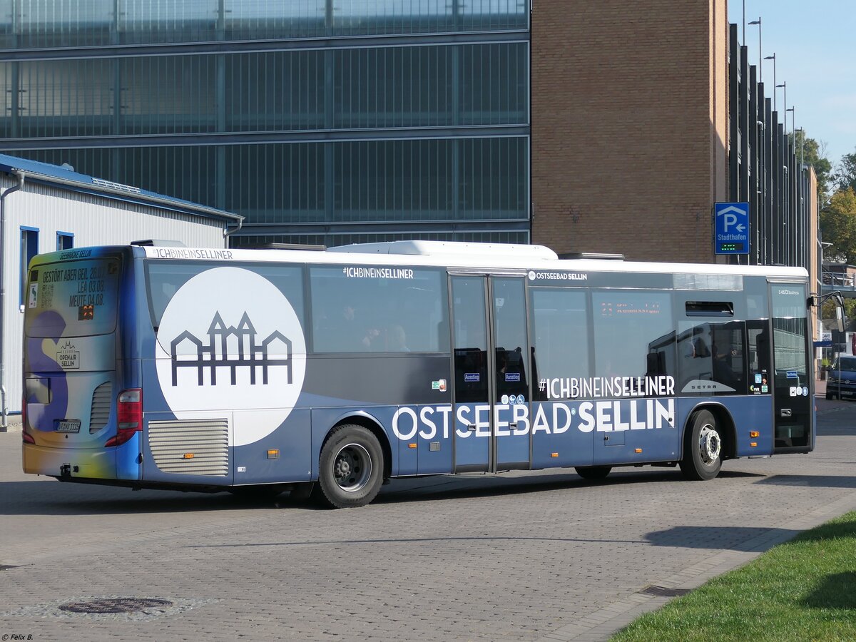 Setra 415 LE Business der VVR im Stadthafen Sassnitz am 22.09.2024