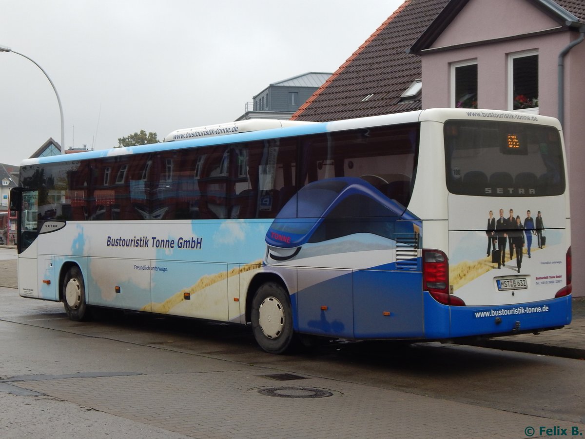 Setra 415 UL von Tonne aus Deutschland in Neubrandenburg am 21.10.2016