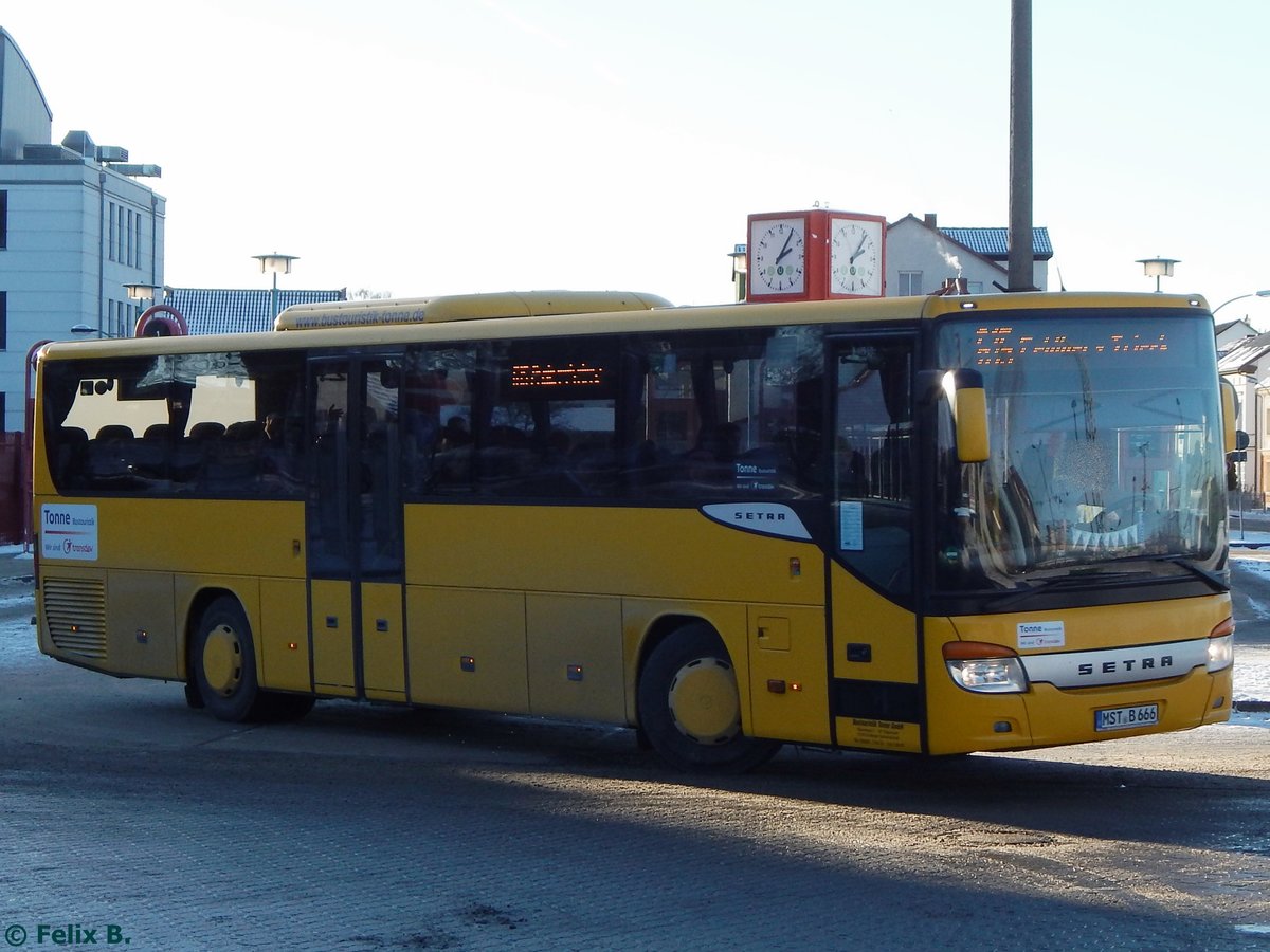 Setra 415 UL von Tonne aus Deutschland in Neubrandenburg am 06.01.2017