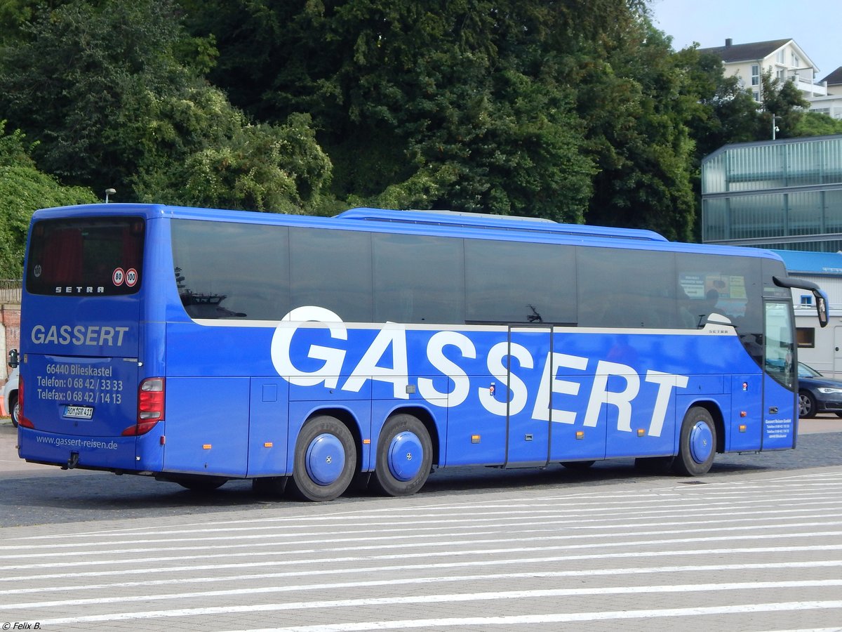 Setra 416 GT-HD von Gassert Reisen aus Deutschland im Stadthafen Sassnitz am 27.08.2017