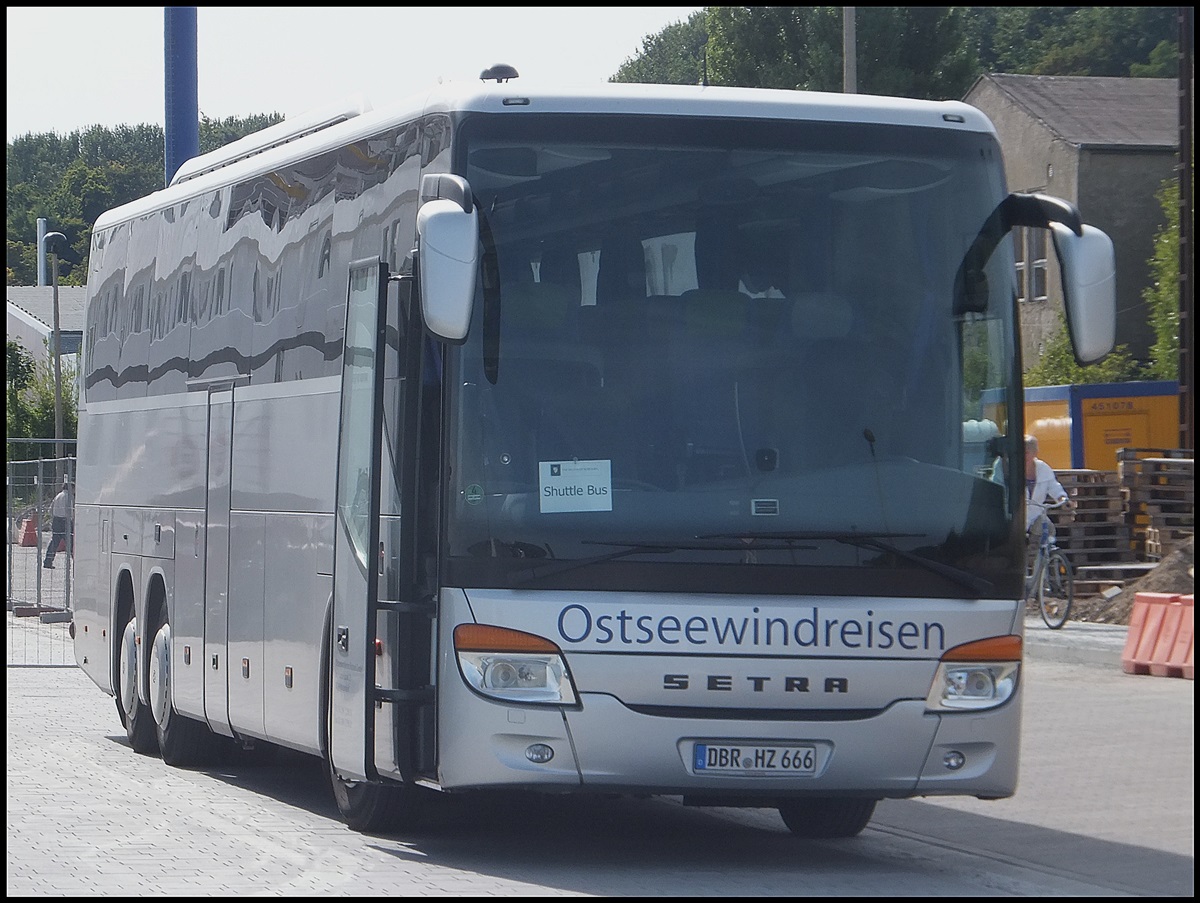 Setra 416 GT-HD von Ostseewindreisen aus Deutschland im Stadthafen Sassnitz am 29.08.2013