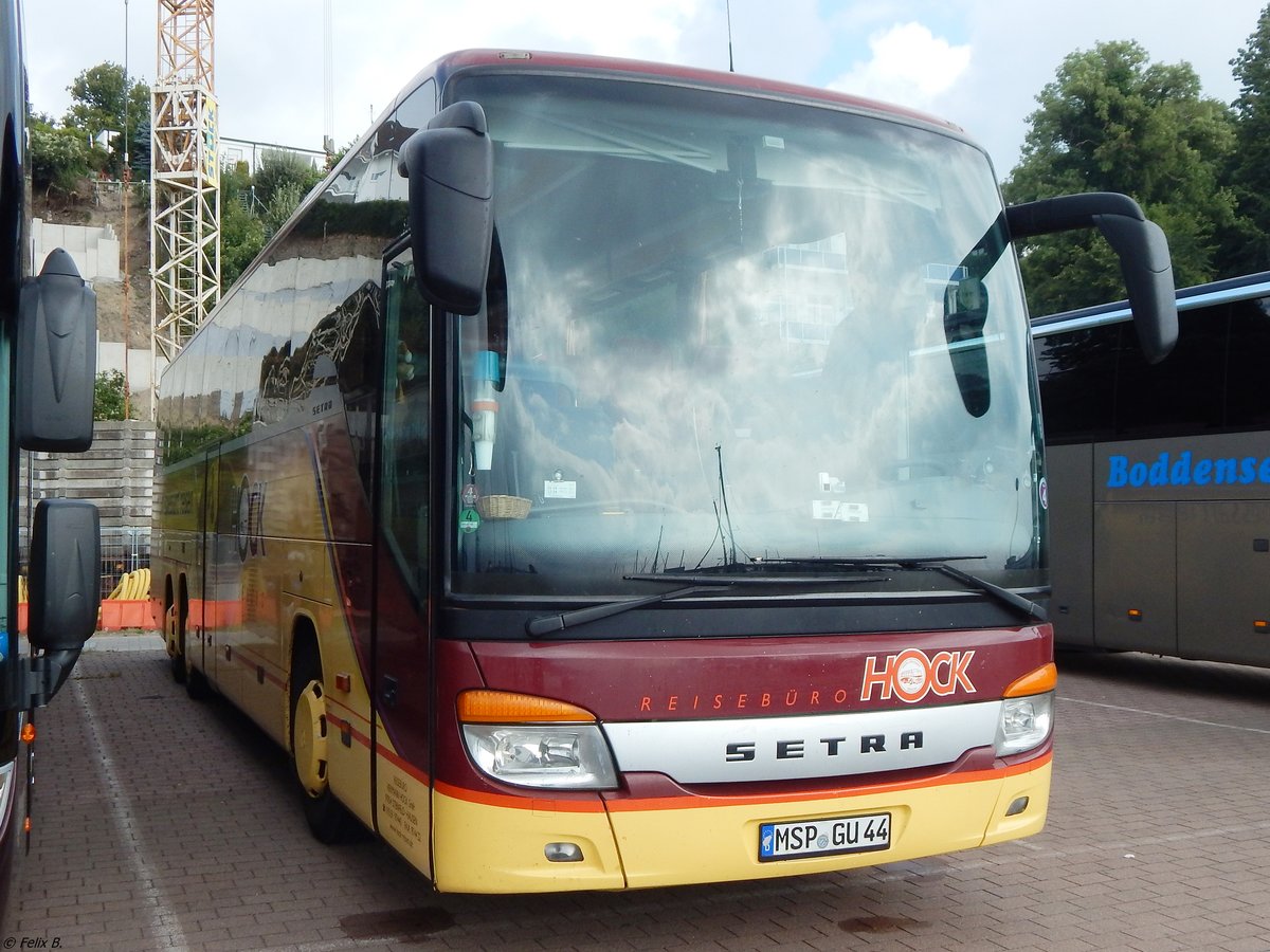 Setra 416 GT-HD von Reisebüro Hock aus Deutschland im Stadthafen Sassnitz am 14.08.2018
