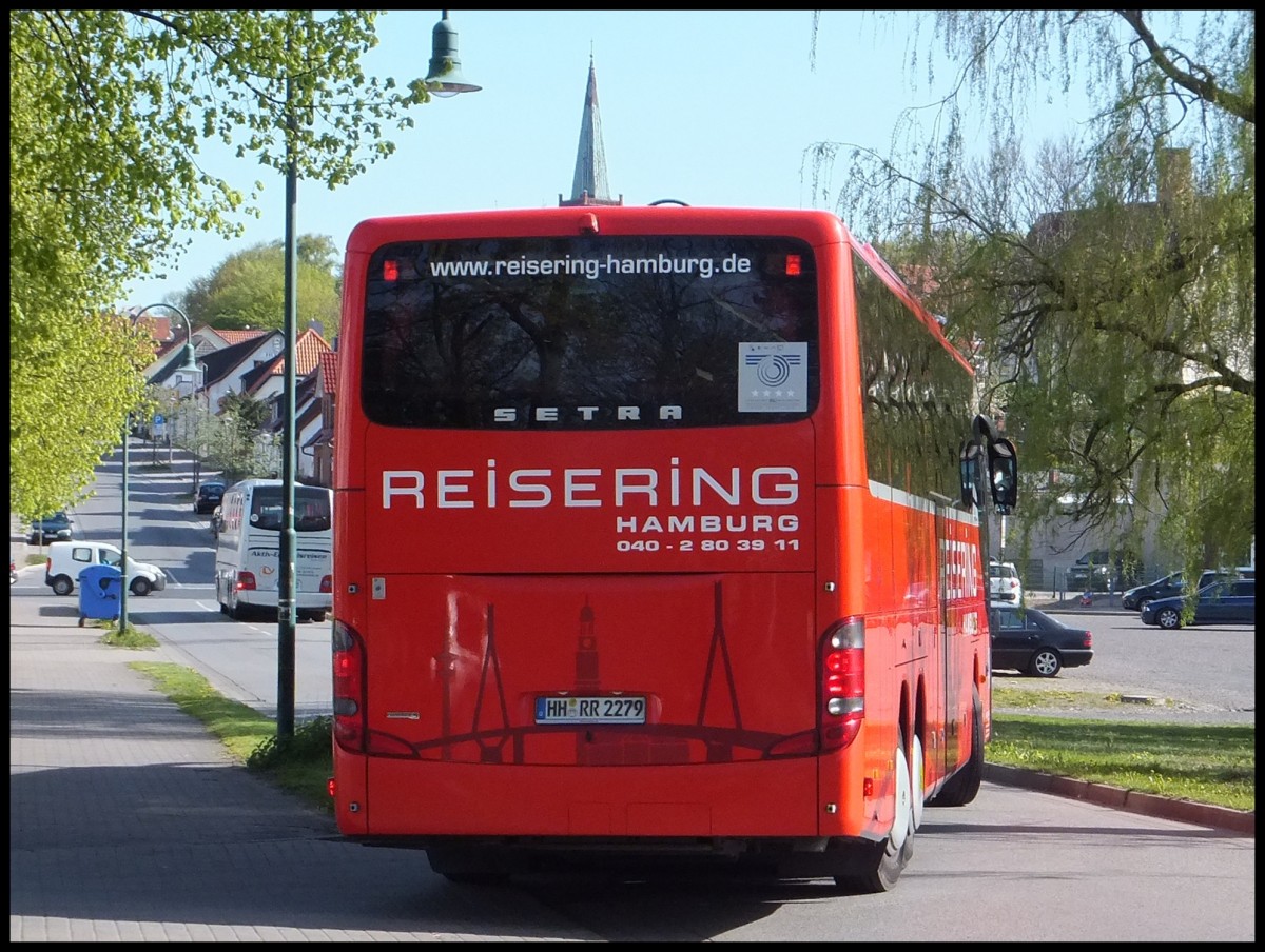 Setra 416 GT-HD vom Reisering Hamburg aus Deutschland in Bergen am 29.04.2014