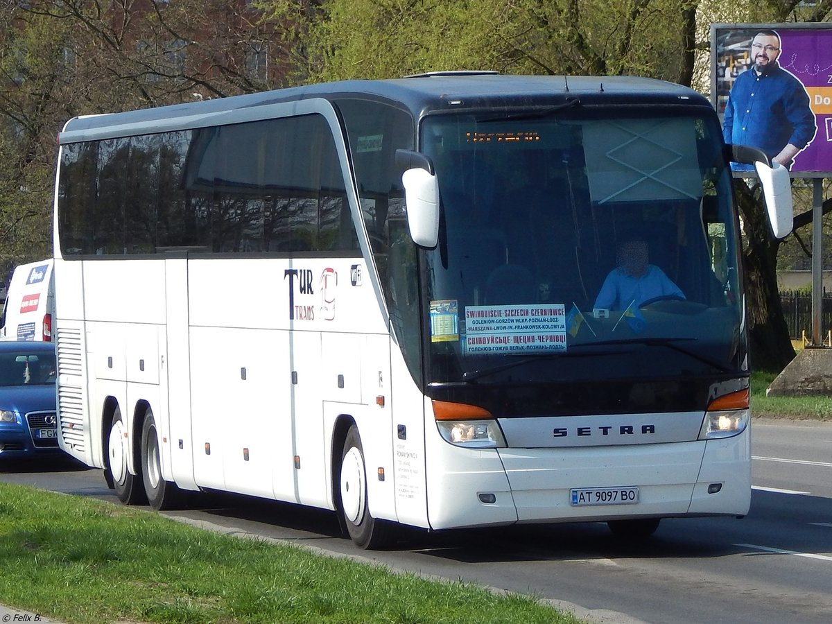 Setra 416 HDH von Tur Trans aus der Ukraine in Stettin am 18.04.2018