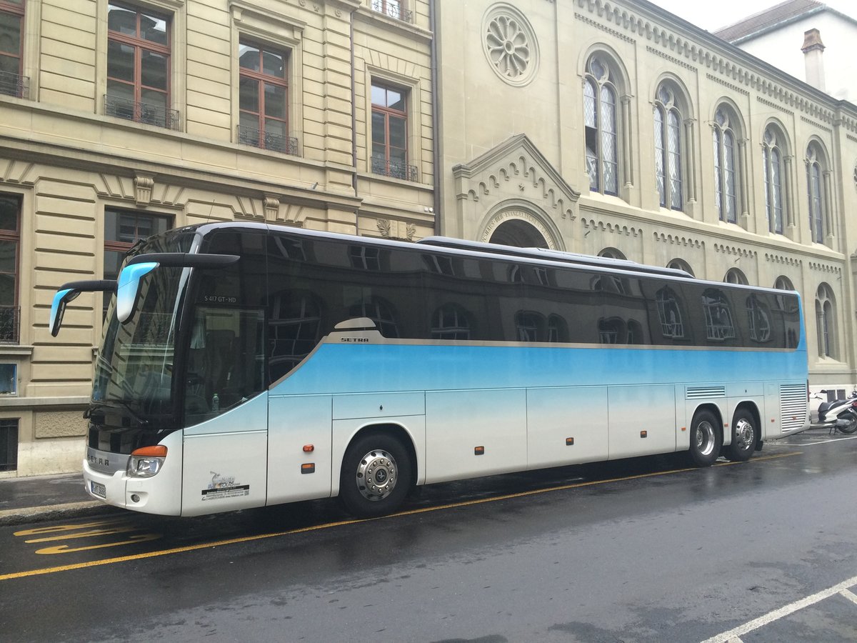 Setra 417 GT HD Midia Tours, Berne juillet 2015

Plus de photos sur : https://www.facebook.com/AutocarsenSuisse/ 