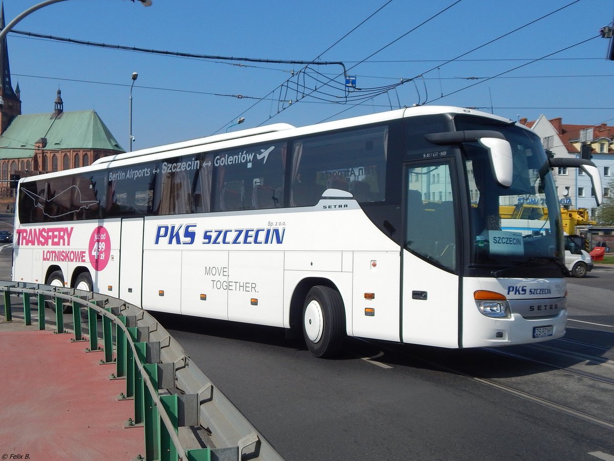 Setra 417 GT-HD von PKS Szczecin aus Polen in Stettin am 18.04.2018