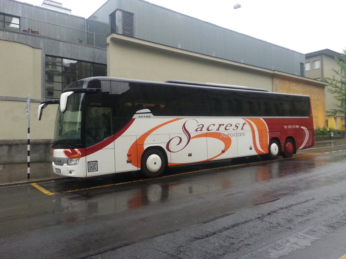 Setra 417 GT HD Sacrest, Berne août 2016

Plus de photos sur : https://www.facebook.com/AutocarsenSuisse/ 