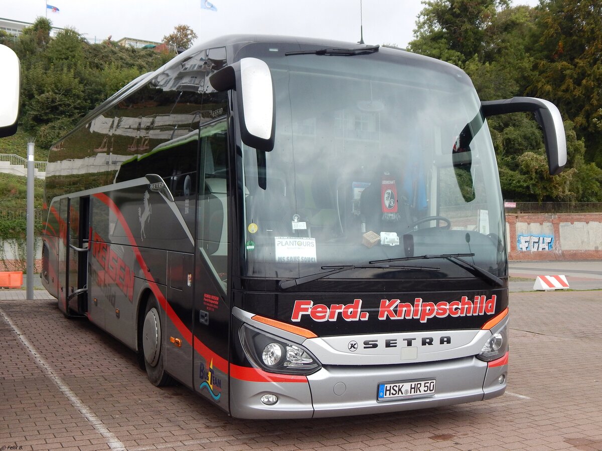 Setra 515 HD von Hunau Reisen-Knipschild aus Deutschland im Stadthafen Sassnitz am 29.09.2019