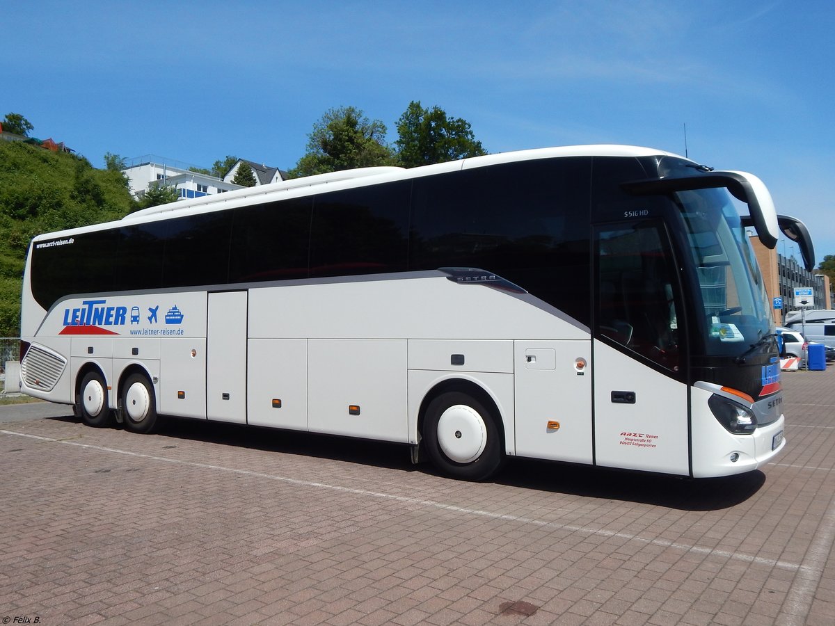 Setra 516 HD von Arzt aus Deutschland im Stadthafen Sassnitz am 21.05.2018