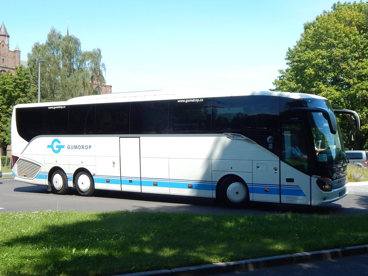 Setra 516 HD von Gumdrop Bus aus Tschechien in Stralsund am 21.07.2017