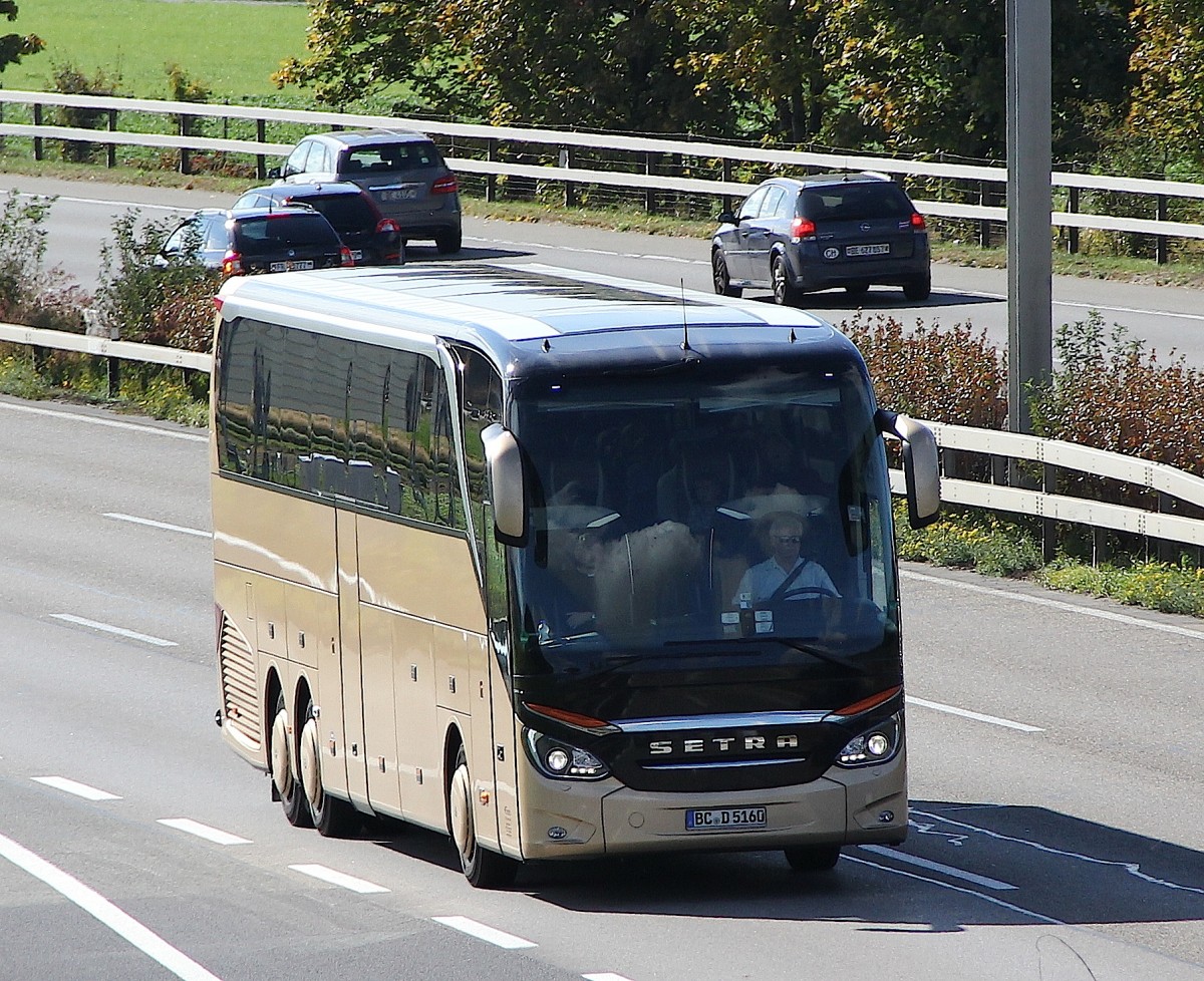 Setra 516 HD, inconnu (Deutschland), près de Berne octobre 2015