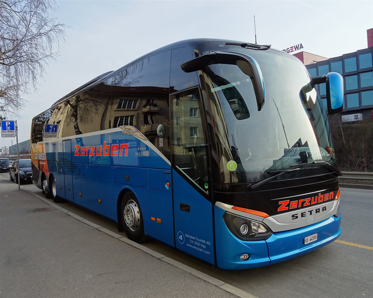 Setra 516 HD n° 4 Zerzuben, Berne mars 2016

Plus de photos sur : https://www.facebook.com/AutocarsenSuisse/