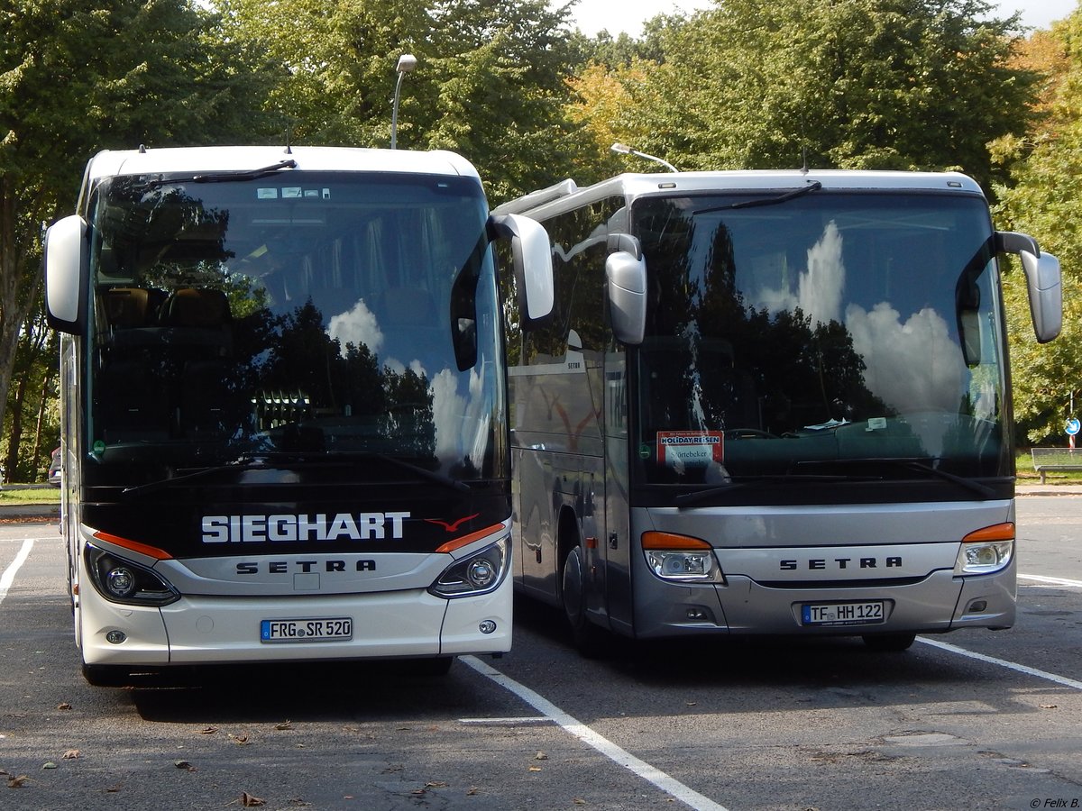 Setra 516 HD von Sieghart und Setra 416 GT-HD von Herz Reisen aus Deutschland in Stralsund am 26.08.2018