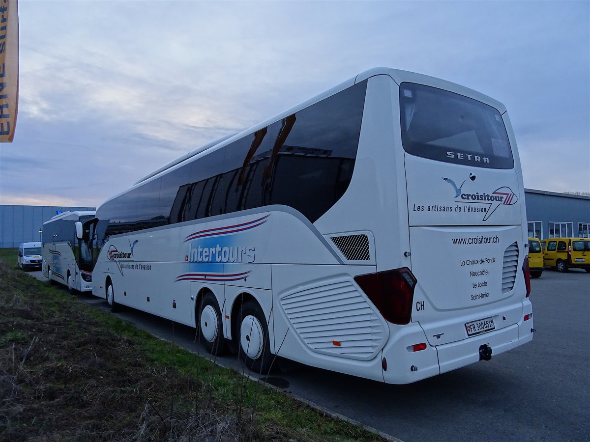 Setra 517 HD Intertours / Croisicar, Avenches février 2016

Plus de photos sur : https://www.facebook.com/AutocarsenSuisse/