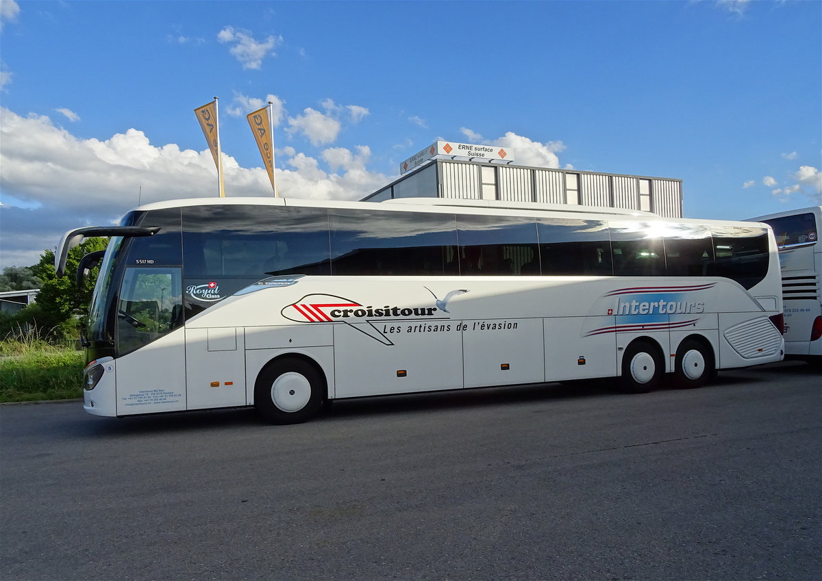 Setra 517 HD Intertours / Croisicar, Avenches juin 2016

Plus de photos sur : https://www.facebook.com/AutocarsenSuisse/