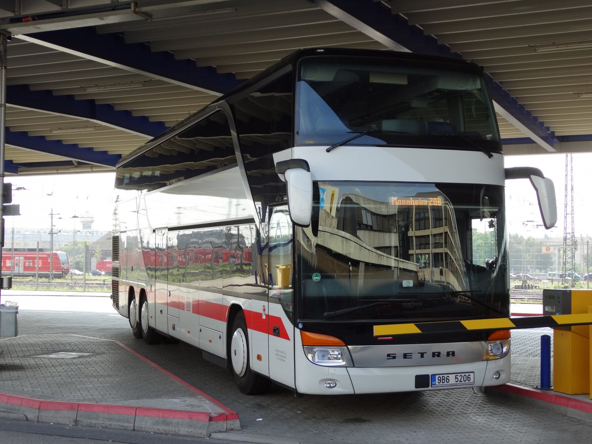 Setra DB IC Bus am 05.09.14 in Mannheim Hbf Fernbus Bahnhof