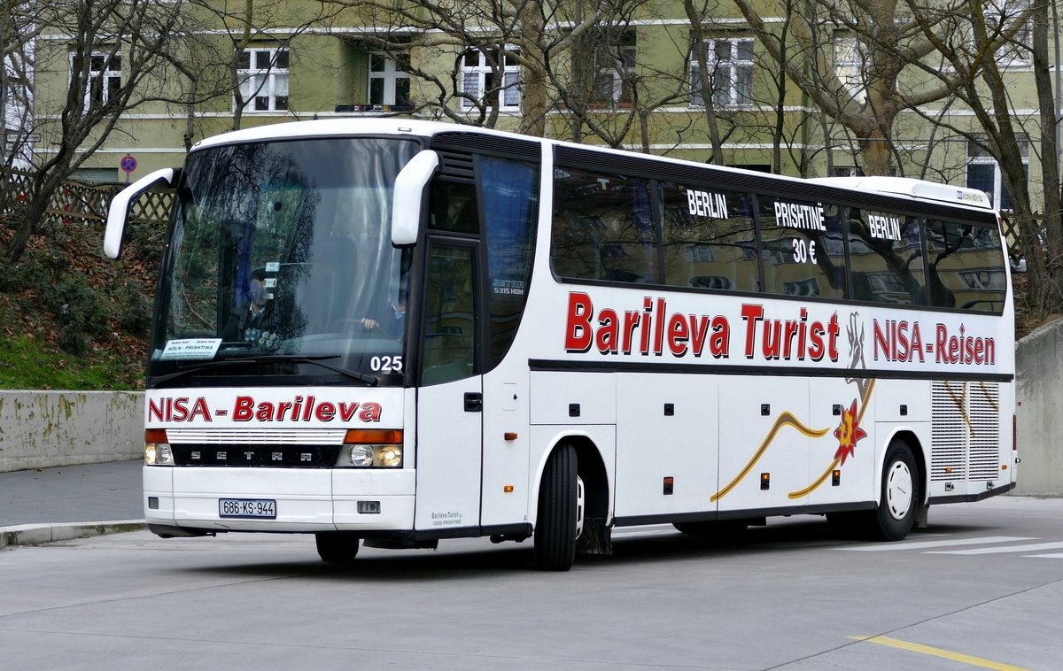 Setra S 315 HDH von 'Barileva Turist' /NISA, Berlin _ZOB, Februar 2020.