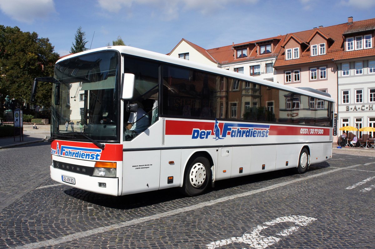 Setra S 315 UL von  Der Fahrdienst - Allgemeiner Rettungsverband Niedersachsen-Süd e.V.  aus Göttingen, aufgenommen Anfang September 2018 am Bachhaus in Eisenach.
