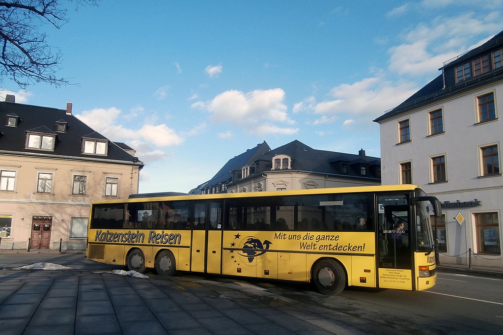 Setra S 317 UL von Katzenstein Reisen auf der Stadtlinie in Marienberg. (6.2.2014)
