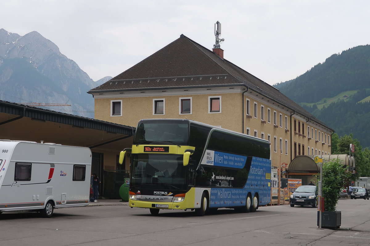 Setra S 431 DT von Postbus (BD-14500) als Linie 960X am Busbhf. Lienz. Aufgenommen 10.6.2019.