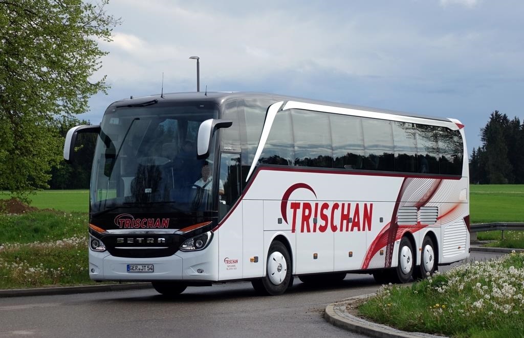 Setra S 516 HDH  Trischan , Raststätte Aichen (A 8), 14.05.2017