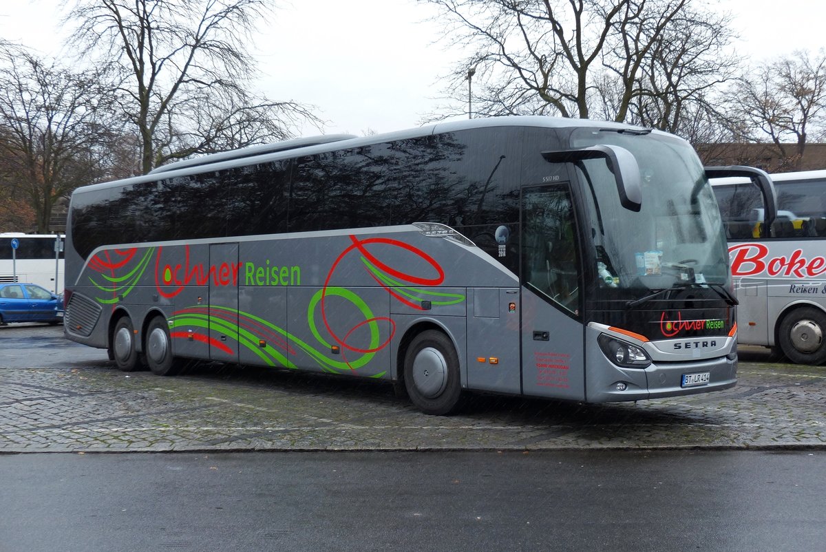 Setra S 517 HD, Lochner Reisen, Berlin / Hardenbergplatz, November 2016.