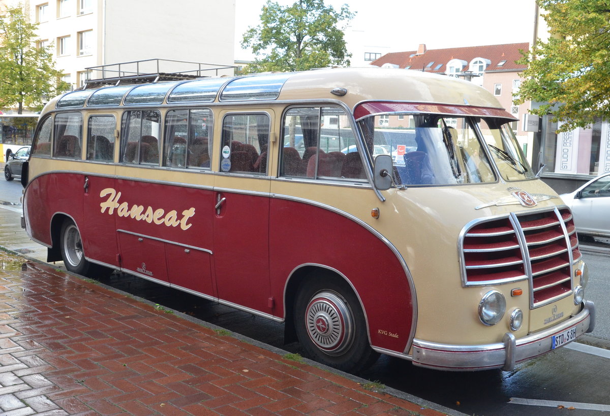 Setra S 8 (1954) Oldtimer kässbohrer bus am 26,09,2018 in Bremer-Hafen.