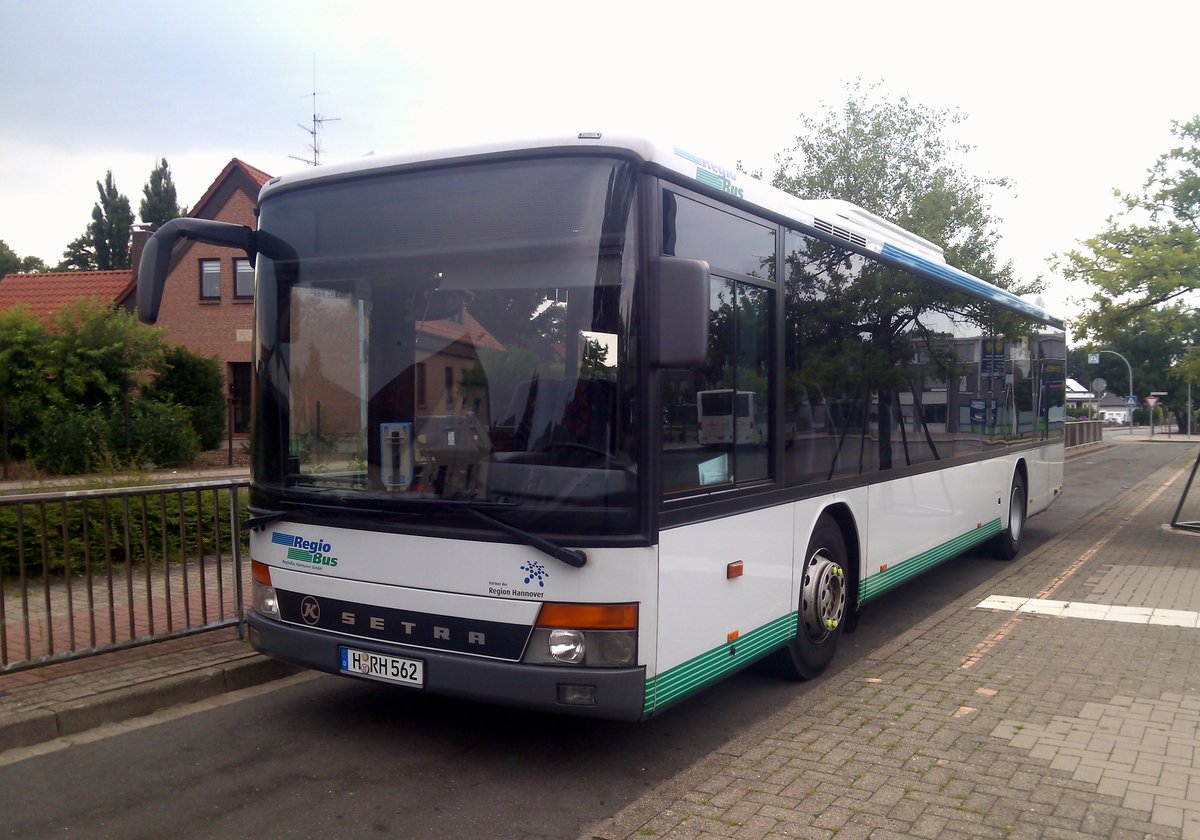 Setra S315 NF in Mellendorf aufgenommen am 13.07.2016