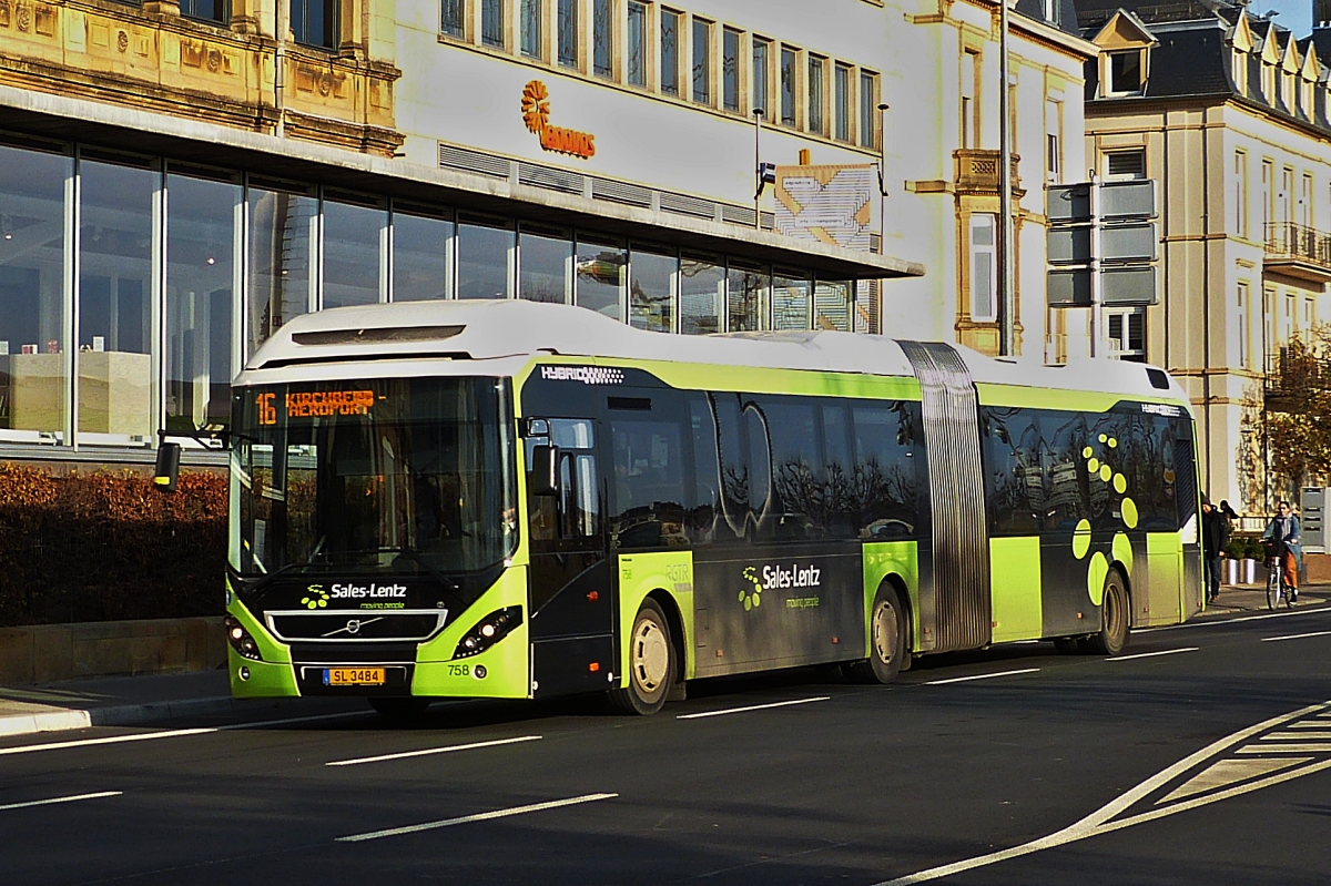SL 3484, Volvo 7700 Hybridbus von Sales Lentz, aufgenommen in der Stadt Luxemburg. 24.11.2019