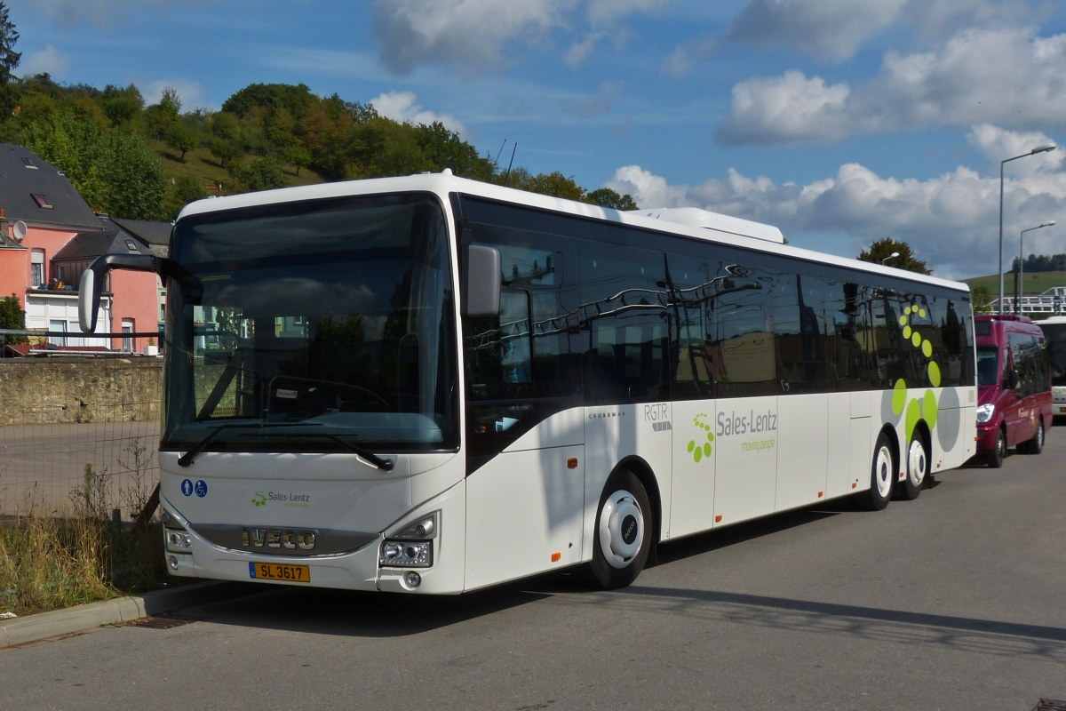 SL 3617, Iveco Crossway von Sales Lentz, aufgenommen in Ettelbrück. 09.09.2019