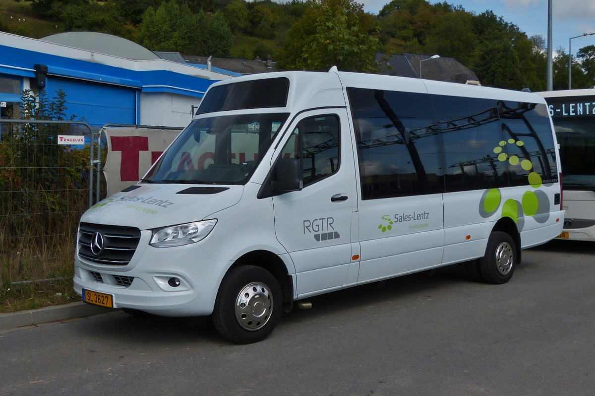 SL 3627, Mercedes Benz Sprinter von Sales Lentz, aufgenommen am 09.09.2019 in Etelbrück.