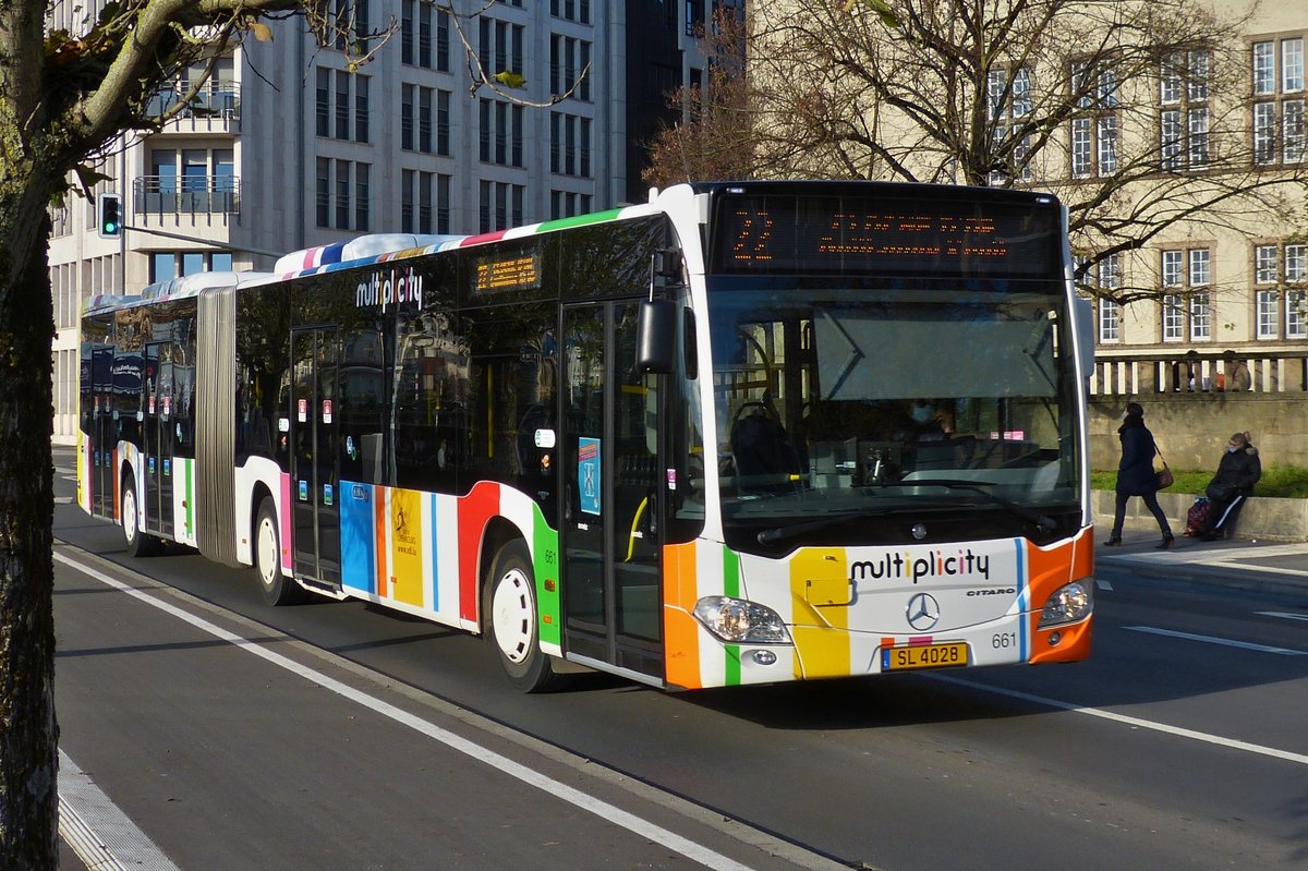 SL 4028, Mercedes Benz Citaro des VDL, in der Stadt Luxemburg unterwegs.  26.11.2020