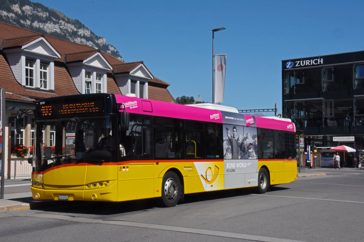 Solaris Bus der Post, auf der Linie 103, wartet an der Endstation beim Bahnhof Interlaken Ost. Die Aufnahme stammt vom 04.09.2020.