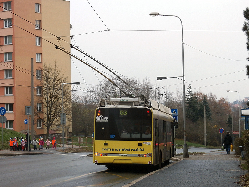 Solaris Trollino #102 auf der Linie 53 in Chomutov. (2.12.2014)