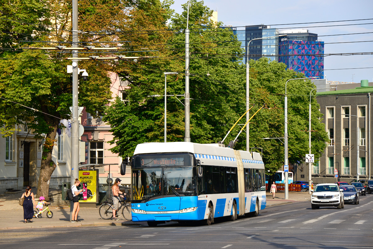 Solaris Trollino III 18 AC #443 der Linie 3, Estonia puiestee, Tallinn am 14.07.2021